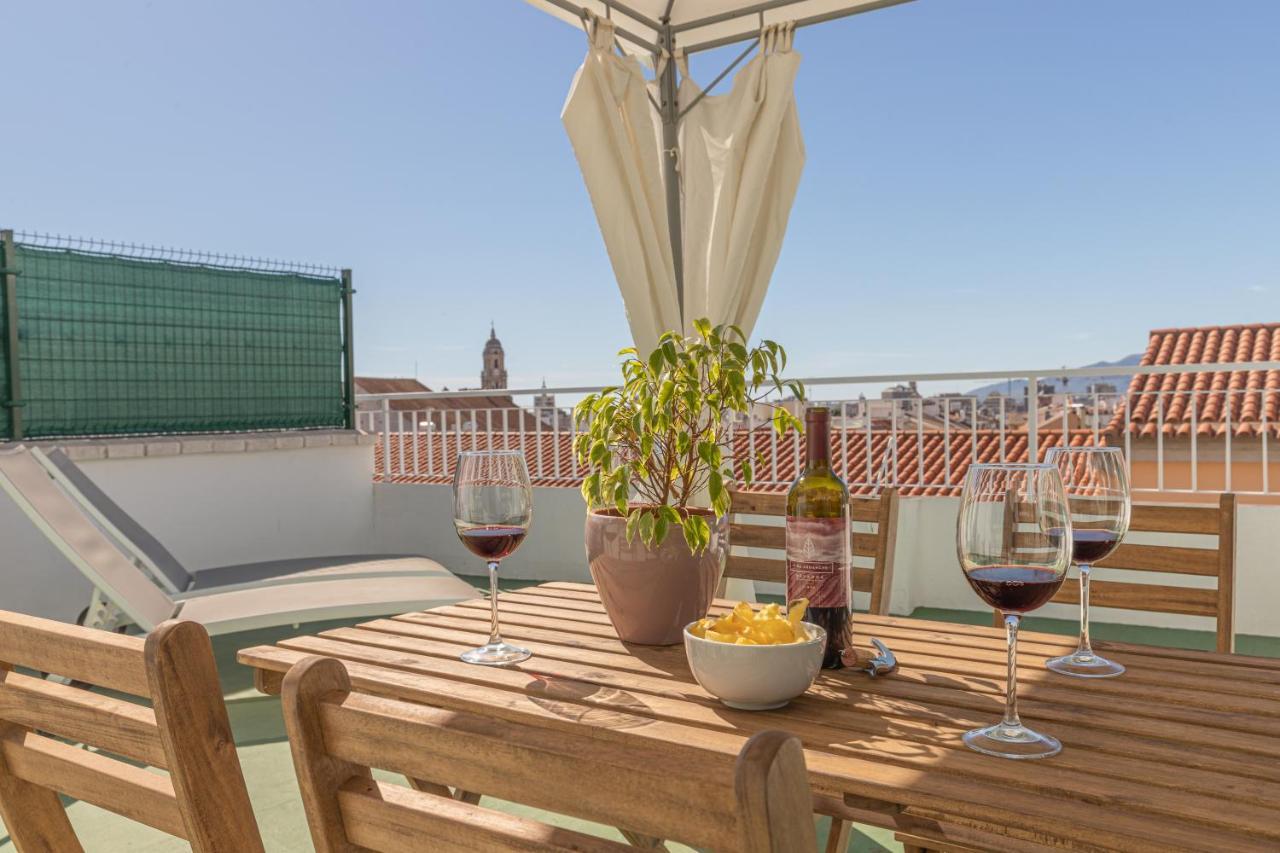 Apartment Fun Building By Homeabout Malaga
